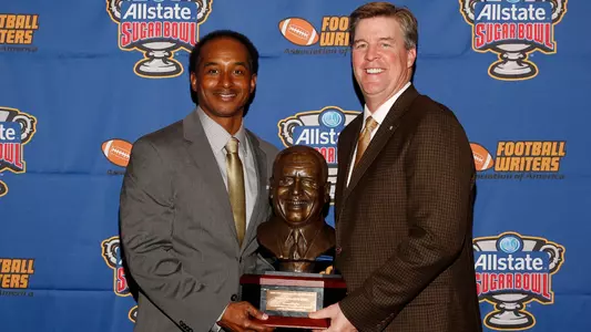 Mike MacIntyre Eddie Robinson Award