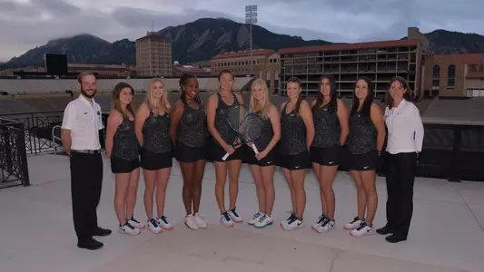 2018 Spring Tennis Team Pic