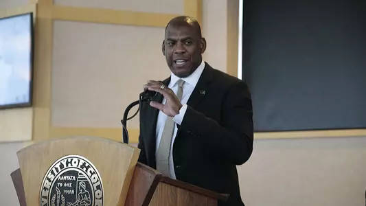 Mel Tucker