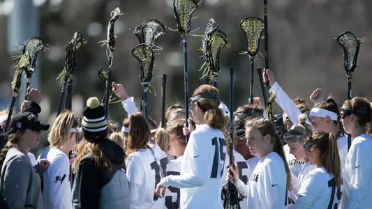 Lacrosse Huddle