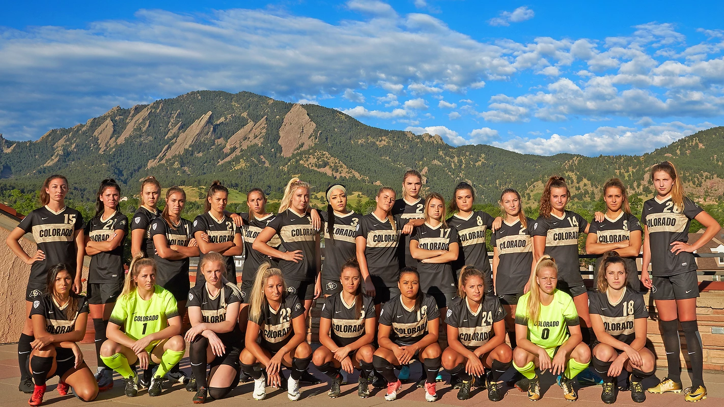 2018 soccer team photo