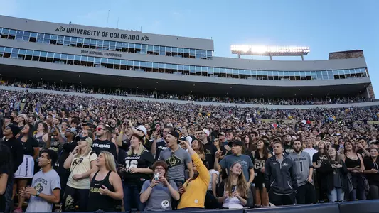 folsom field crowd vs. arizona 2017