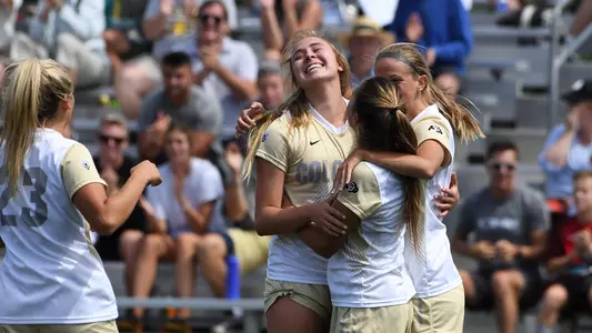 jesse loren goal vs. iowa state 2018 team celebration
