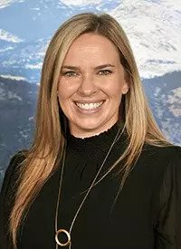 katherine kubancik headshot