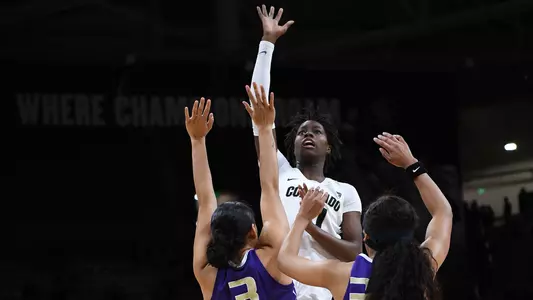 mya hollingshed vs. washington 2019