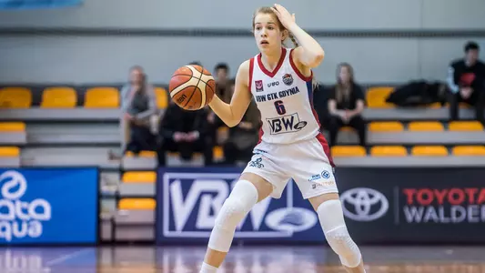 ZuzanZuzanna Kulinskana Kulinska