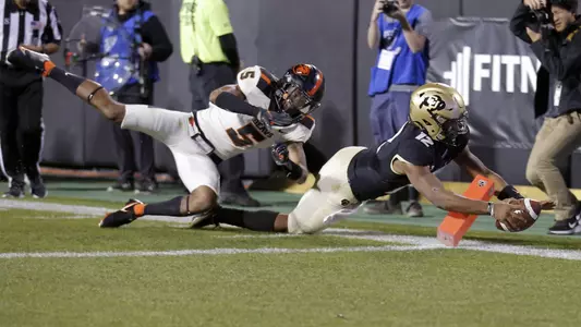B Lewis OT touchdown