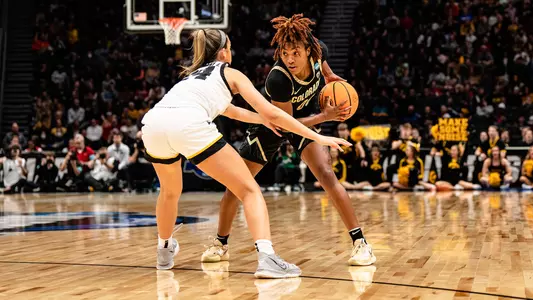 Jaylyn Sherrod at the Sweet 16