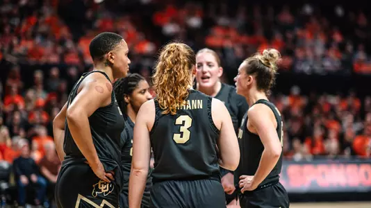 Colorado huddles at Oregon State