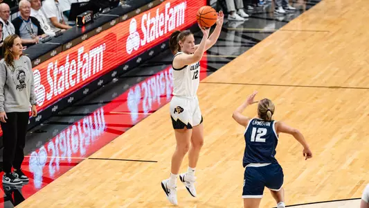 Lior Garzon hits from 3 against Utah State