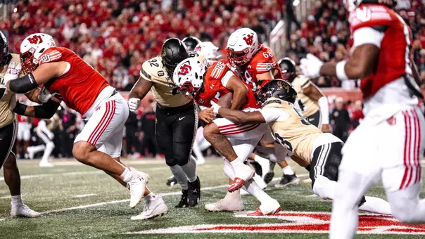 Arden Walker making a tackle at Utah