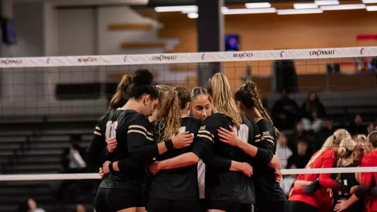 Huddle vs. Cincinnati