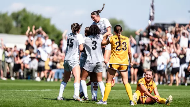 Colorado celebrates vs Wyoming