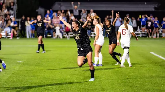 Hope Leyba celebrates vs Iowa State