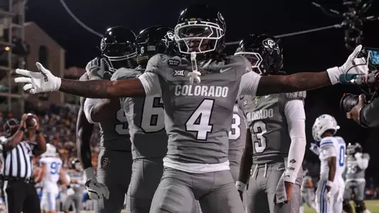 Omarion Miller celebration