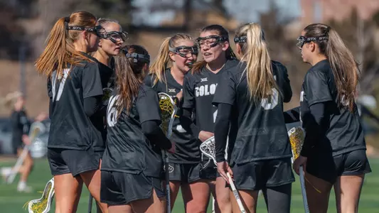 Colorado huddles vs Towson