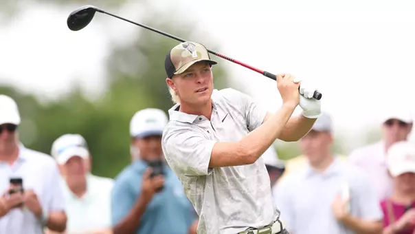 Brandon Knight watches his tee shot at the second hole during the quarterfinals of the 2026 U.S. Amateur at Merion Golf Club in Ardmore, Pa. on Friday, Aug. 14, 2026. (Dustin Satloff/USGA)