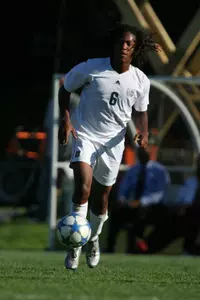 Dartmouth Men's Soccer Tops Penn, 2-1
