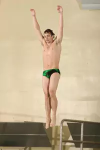 Dartmouth Men?s Swimming & Diving Drops Meet to Navy, Brown