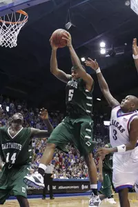 Dartmouth Men's Basketball Defeats James Madison, 74-70