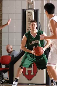 Men's Basketball Holds on Against UC Davis