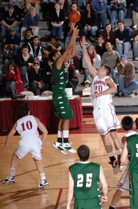 Men's Basketball Falls to Air Force in Season Opener