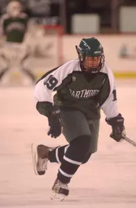 No. 8 Women's Hockey Settles for Tie with Clarkson