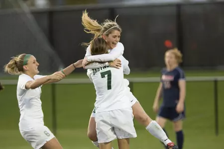 Dartmouth Women's Soccer Knocks Out Penn, 2-0