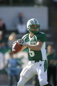 Football on Display in Green-White Scrimmage