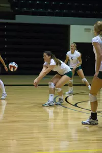 Dartmouth Volleyball Drops Three-Set Match to Penn