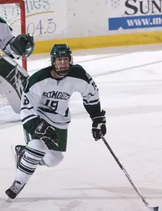 Men's Hockey Drops Opener to Harvard