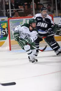 Dartmouth Men's Hockey Drops First Game of the Weekend to Cornell