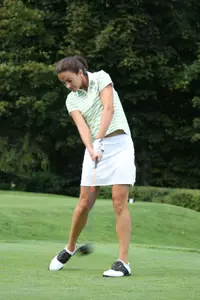 Women Place Fourth at Sacred Heart; Strickler Second