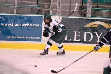 Women's Hockey Falters at Harvard, 5-3
