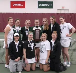 Women?s Tennis Team Helping Communities Locally and Abroad
