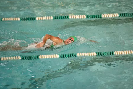 Women's Swimming Defeats Vermont 193-107 in Dual Meet Action
