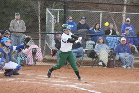 Dartmouth Softball Earns Win over Colgate