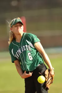 Dartmouth Softball Splits Twinbill with Sacred Heart