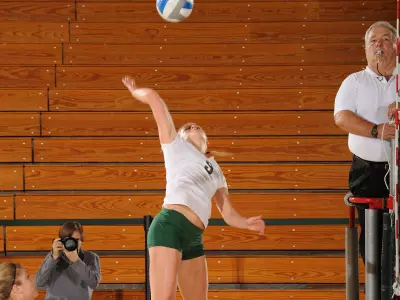 Dartmouth Volleyball Improves to 4-0 with Win over Hartford
