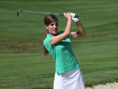 Women Post Record Round at Yale Invitational