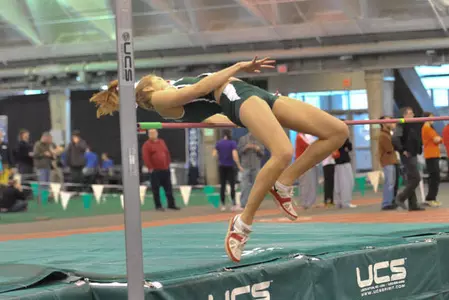Women's Track Takes Third at Tufts Invitational