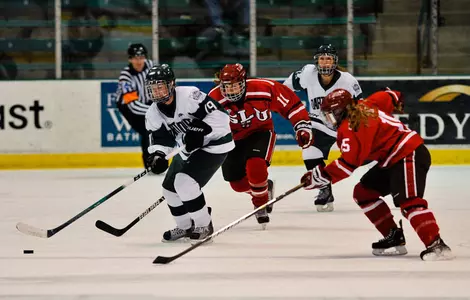 Women's Hockey Returns Home for Quinnipiac & Princeton