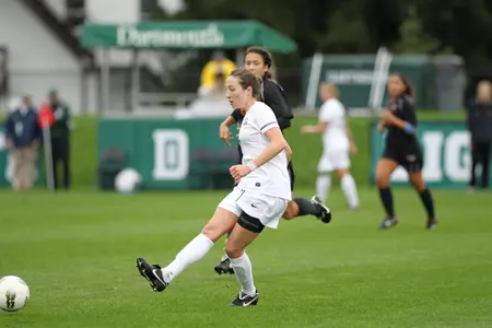Women's Soccer Falls To Harvard on Last Second Goal