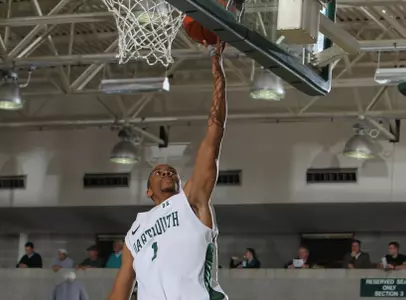 Men Succumb to Yale Down the Stretch, 62-52