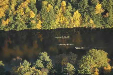 Andrew Hilton ?99 Named Freshman Heavyweight Rowing Coach