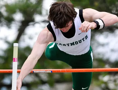 Men Split Up Saturday Between North and South Carolina Meets