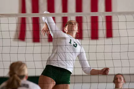 Volleyball Drops Five-Set Match at Princeton