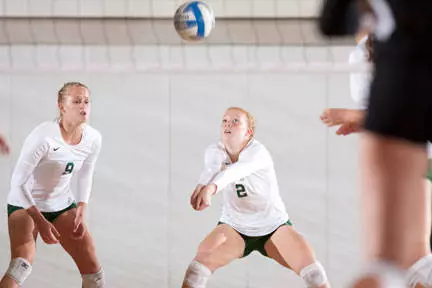 Volleyball's Road Woes Continue in Loss at Yale