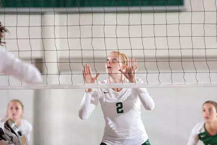 Lions Overcome Deficit to Top Big Green, 3-2