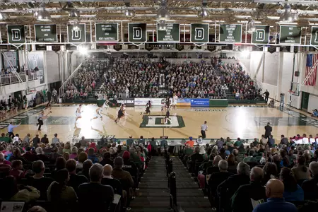 Capacity Crowd Witnesses Defensive Struggle